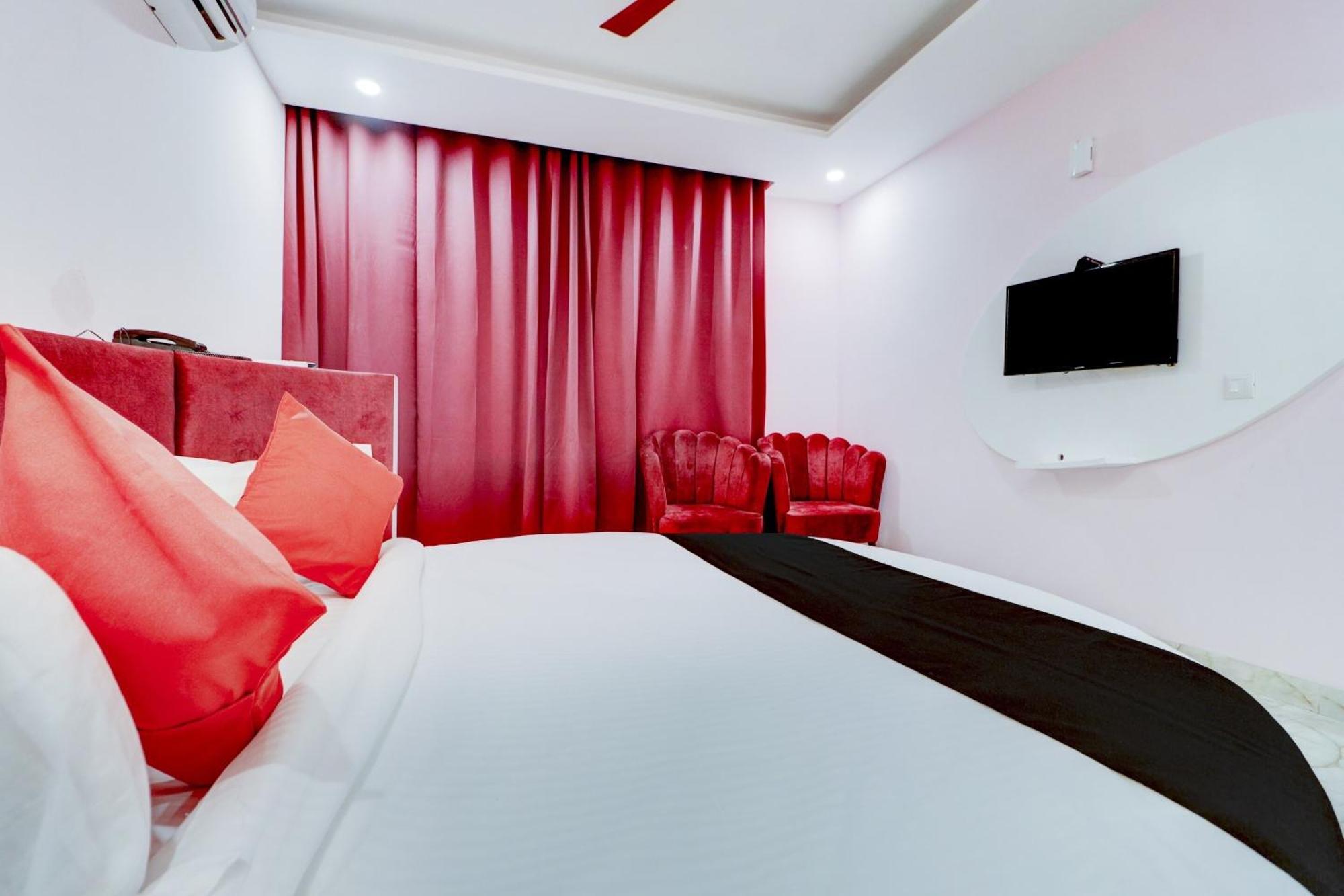 Hotel O Stevia Zirakpur Ngoại thất bức ảnh