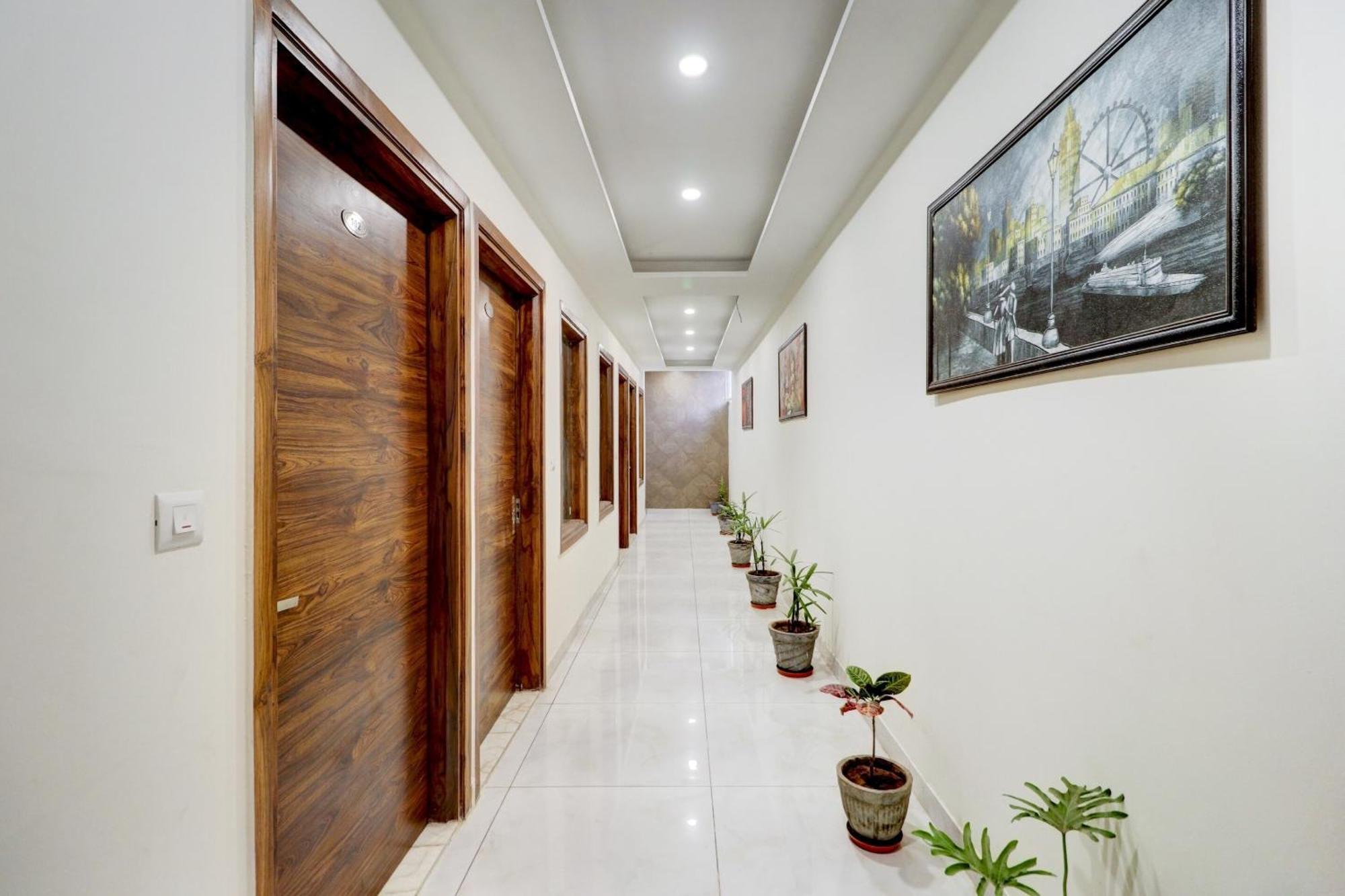 Hotel O Stevia Zirakpur Ngoại thất bức ảnh